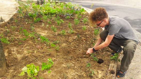 5b72de759d579c7ee412c0d4