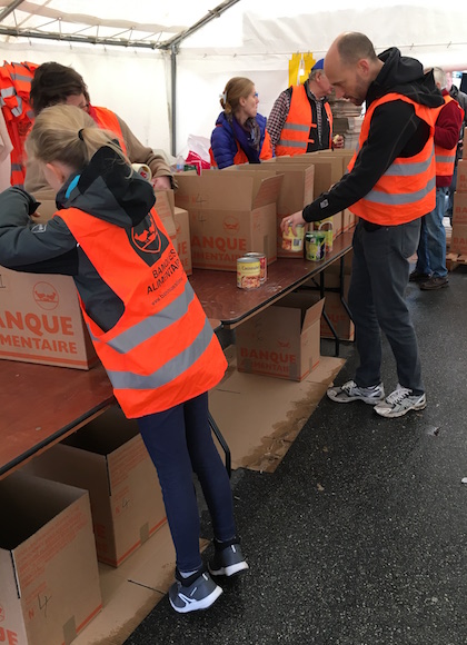 colis alimentaires.jpeg